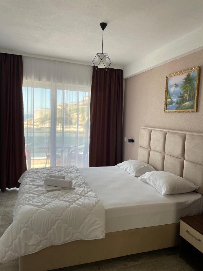 Riva Bed and Breakfast Ulcinj Exterior foto